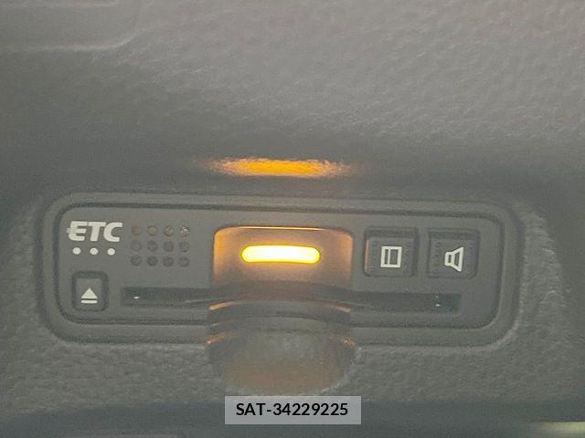 Honda N BOX 2018-03 8457137-6
