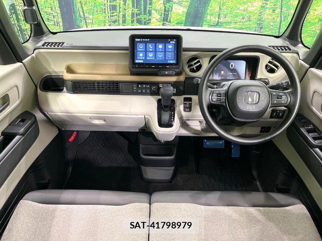 Honda N BOX 2023-10 8457973-1