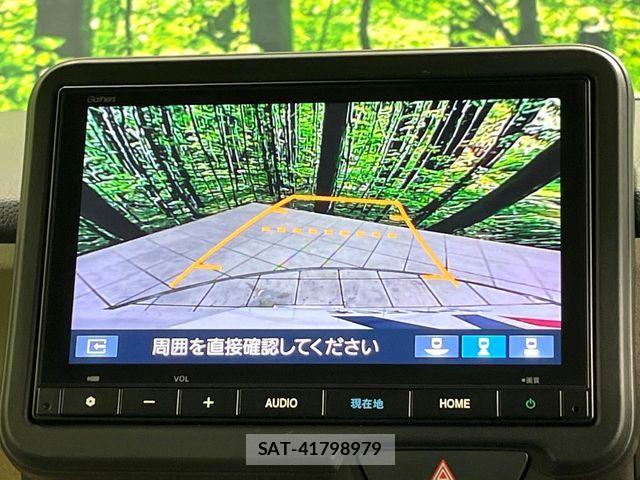 Honda N BOX 2023-10 8457973-3