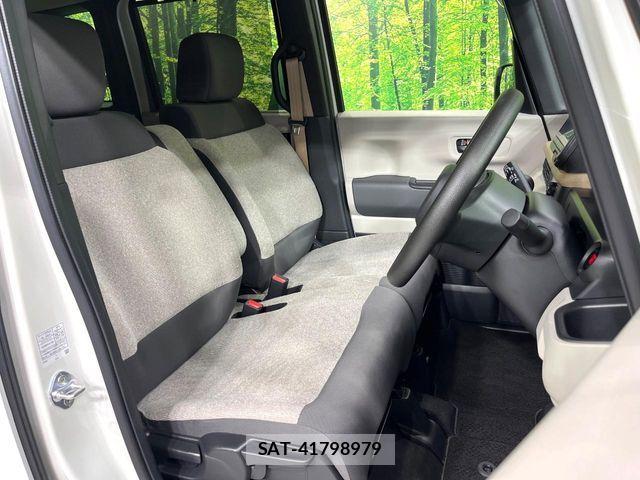 Honda N BOX 2023-10 8457973-7