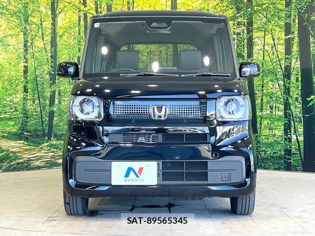 Honda N BOX 2025-04 8457980-14