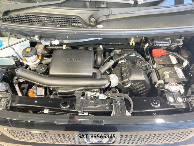 Honda N BOX 2025-04 8457980-18