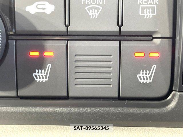 Honda N BOX 2025-04 8457980-7