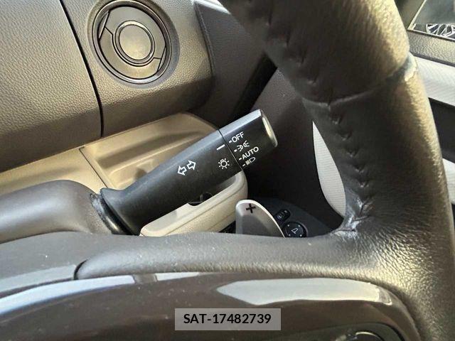 Honda N BOX 2018-01 8457997-12