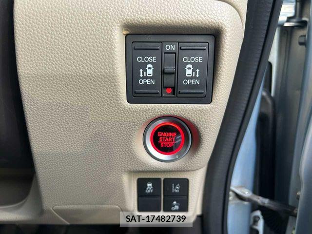 Honda N BOX 2018-01 8457997-14