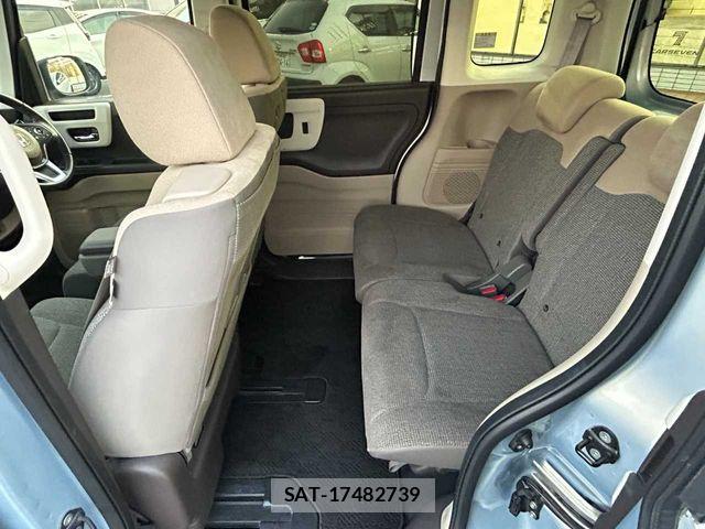 Honda N BOX 2018-01 8457997-21