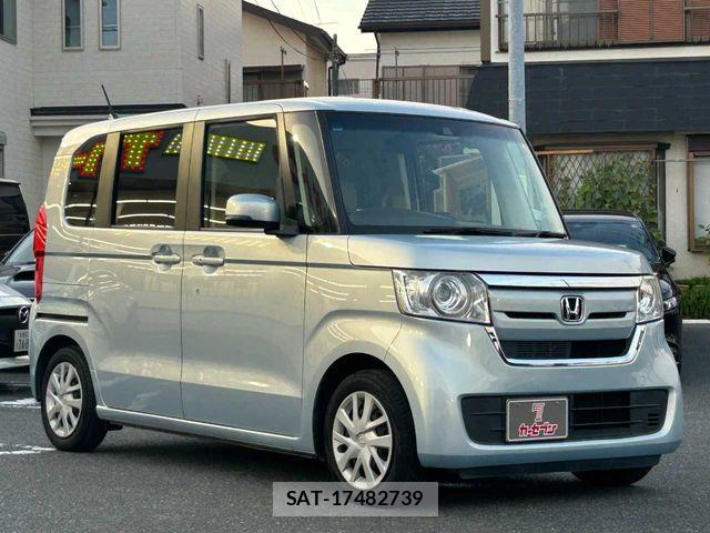 Honda N BOX 2018-01 8457997-26