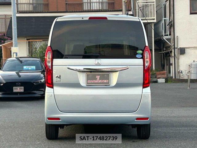Honda N BOX 2018-01 8457997-29