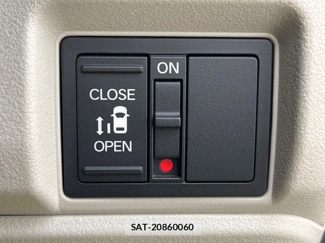 Honda N BOX 2025-02 8457978-5