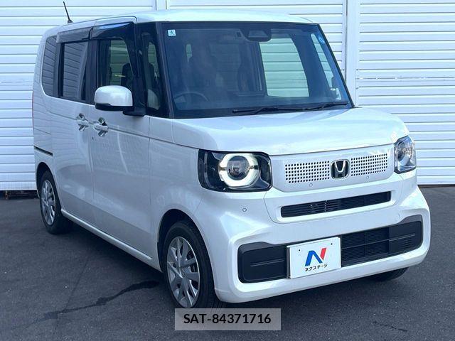 Honda N BOX 2024-04 8457982-16