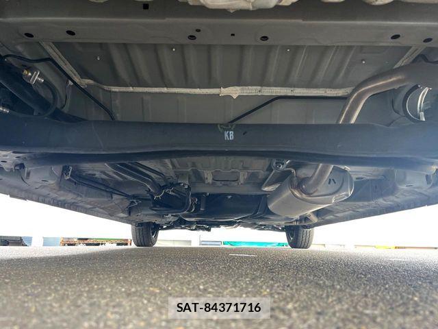 Honda N BOX 2024-04 8457982-19