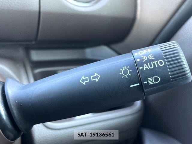 Honda N BOX 2023-08 8457994-9