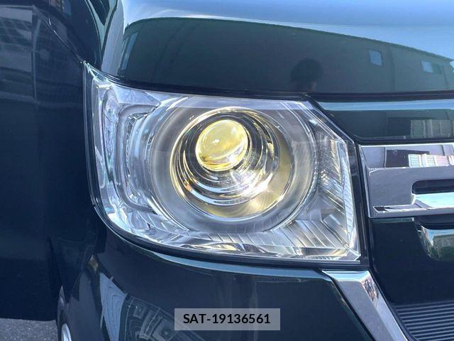 Honda N BOX 2023-08 8457994-17