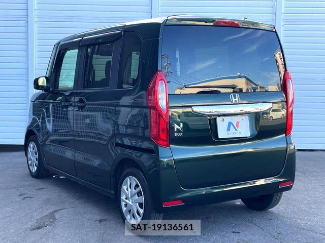 Honda N BOX 2023-08 8457994-19