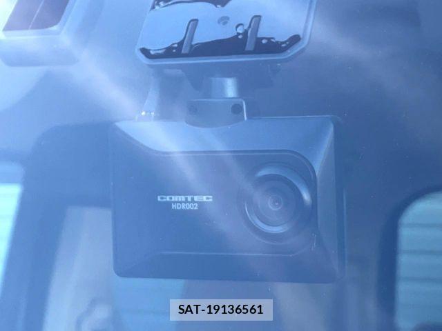 Honda N BOX 2023-08 8457994-7