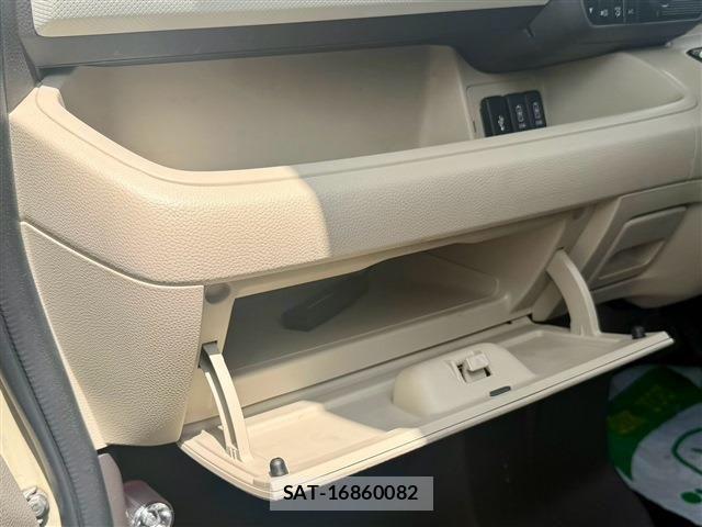 Honda N BOX 2017-09 8457991-18