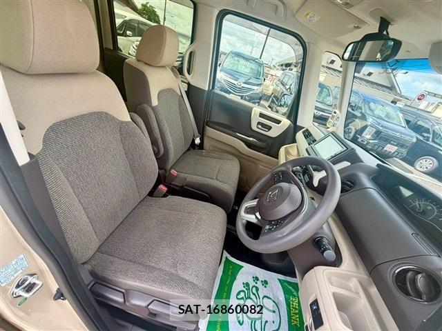 Honda N BOX 2017-09 8457991-21