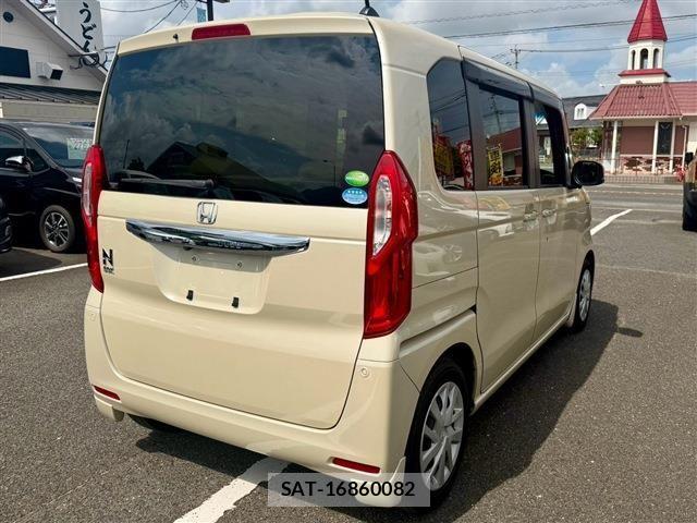 Honda N BOX 2017-09 8457991-2
