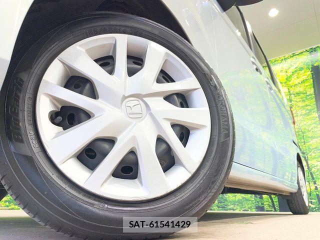 Honda N BOX 2019-01 8457996-12