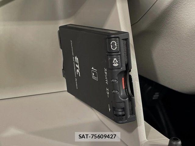 Honda N BOX 2025-08 8457972-6