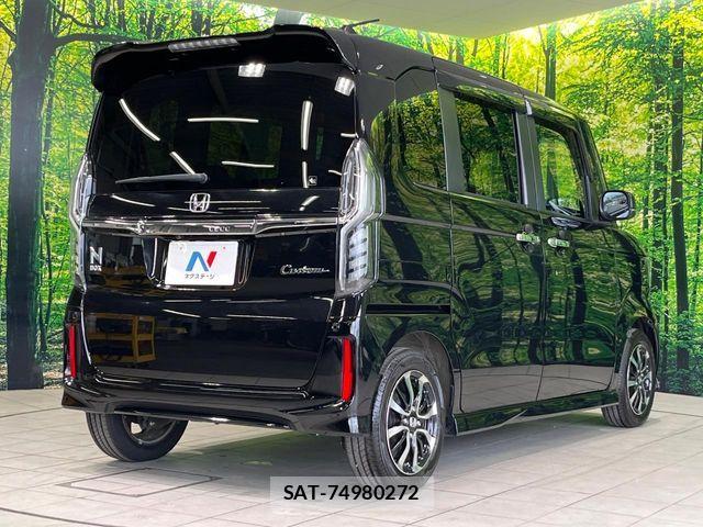 Honda N BOX 2018-10 8457984-16