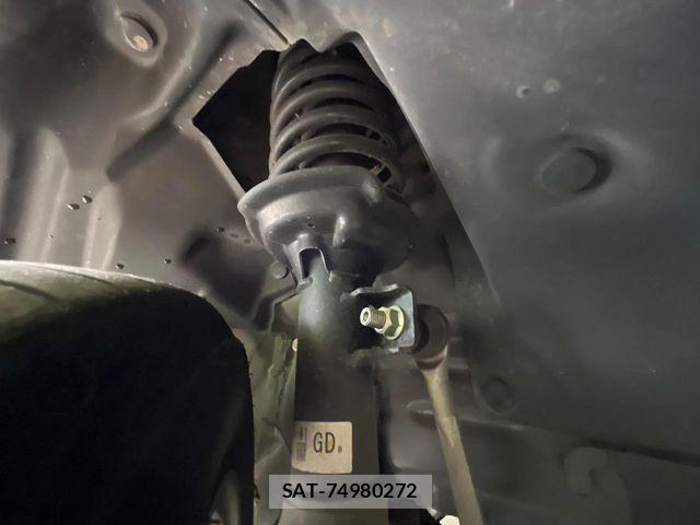 Honda N BOX 2018-10 8457984-19