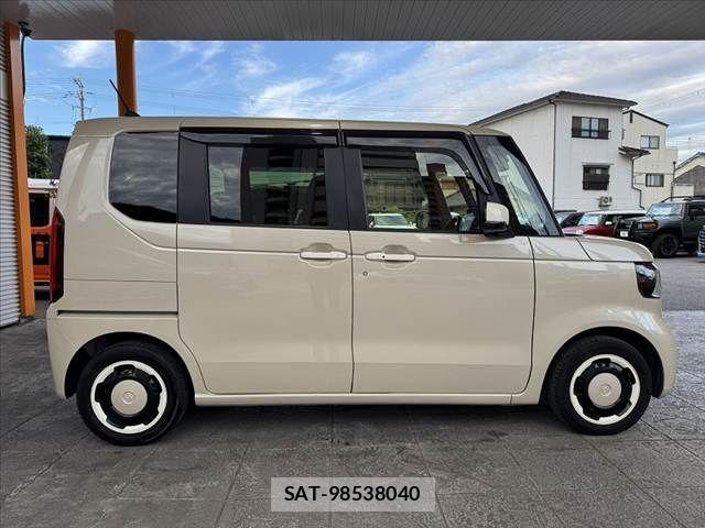 Honda N BOX 2024-09 8457979-10