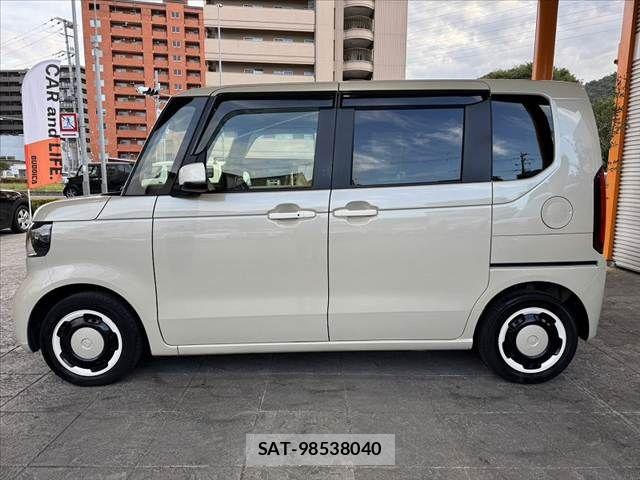 Honda N BOX 2024-09 8457979-11