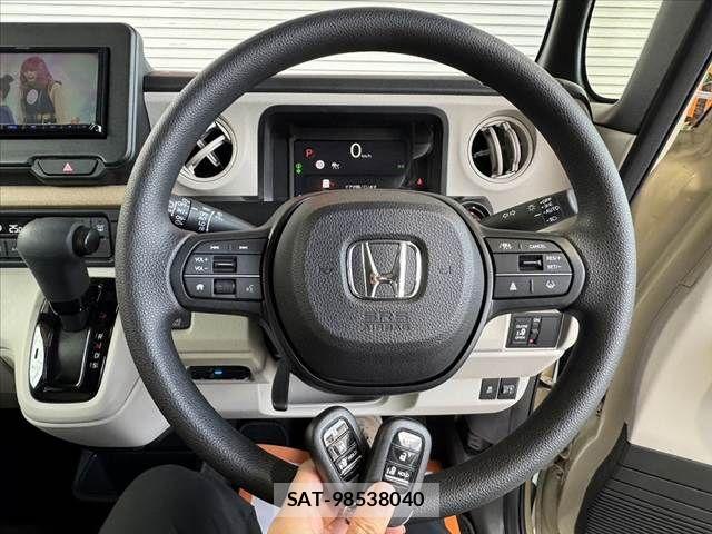 Honda N BOX 2024-09 8457979-6