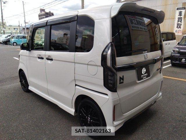 Honda N BOX 2023-11 8457971-9