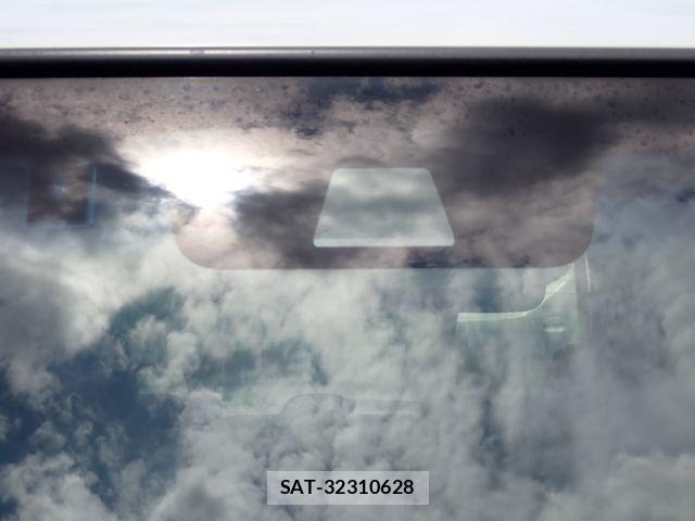 Honda N BOX 2021-05 8485798-25