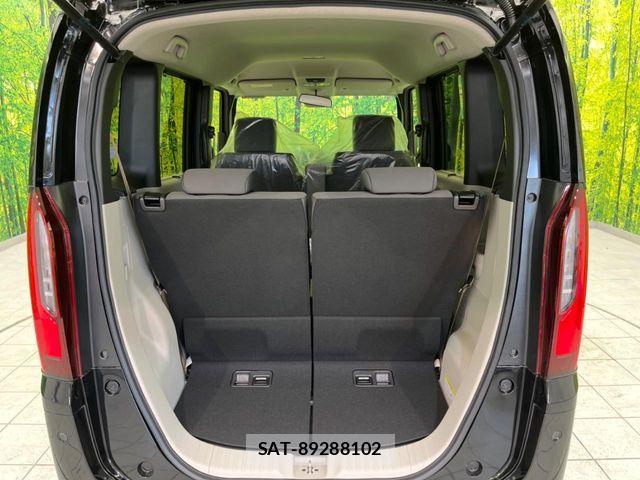 Honda N BOX 2026-05 8525954-9