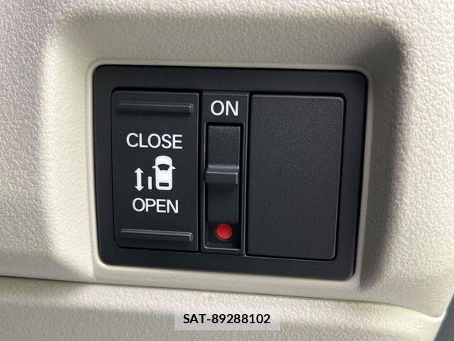 Honda N BOX 2026-05 8525954-3