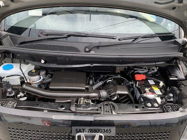 Honda N BOX 2024-02 8525988-29