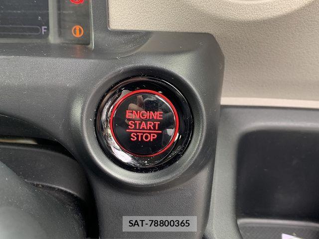 Honda N BOX 2024-02 8525988-8