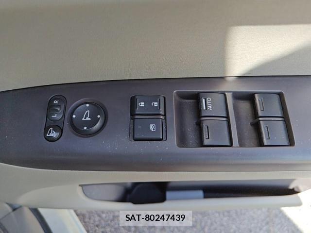 Honda N BOX 2015-05 8526027-13