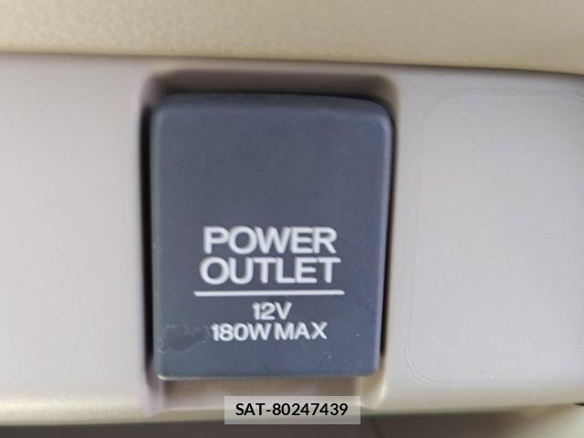 Honda N BOX 2015-05 8526027-19