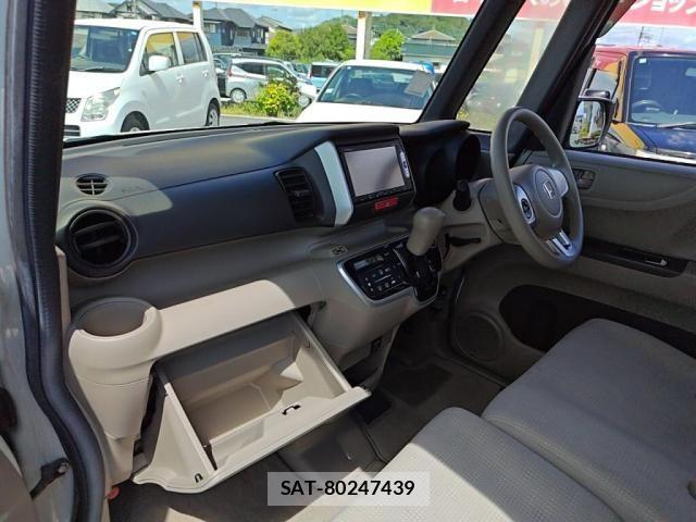 Honda N BOX 2015-05 8526027-21