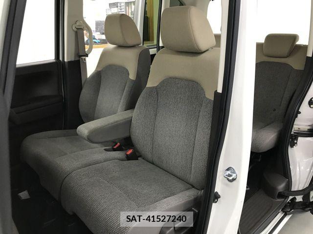 Honda N BOX 2022-09 8525983-17