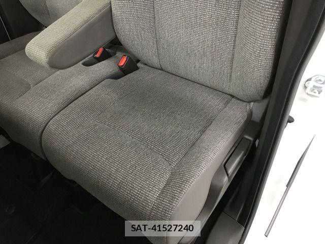 Honda N BOX 2022-09 8525983-19