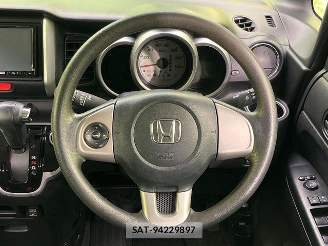 Honda N BOX 2013-11 8526048-9
