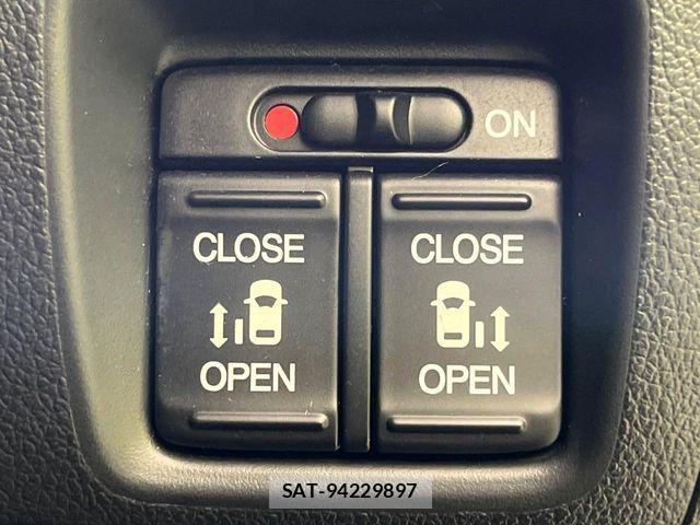 Honda N BOX 2013-11 8526048-4
