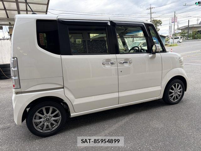 Honda N BOX 2016-07 8526059-16