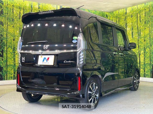 Honda N BOX 2019-05 8526023-16