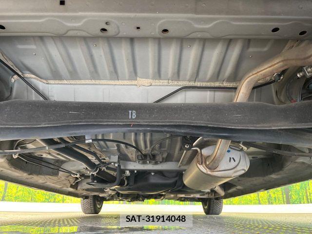 Honda N BOX 2019-05 8526023-18