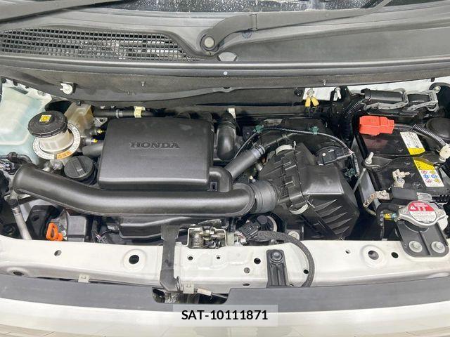 Honda N BOX 2022-09 8525973-17