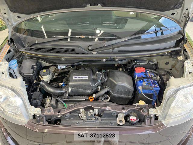 Honda N BOX 2016-03 8526051-17