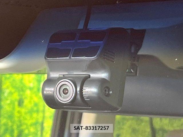 Honda N BOX 2018-06 8526014-5