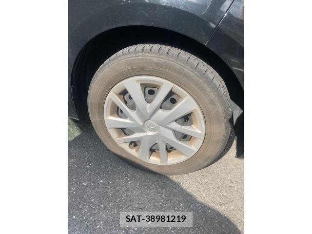 Honda N BOX 2019-08 8526057-5