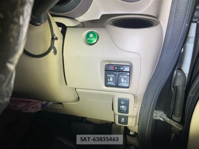 Honda N BOX 2012-02 8526066-11